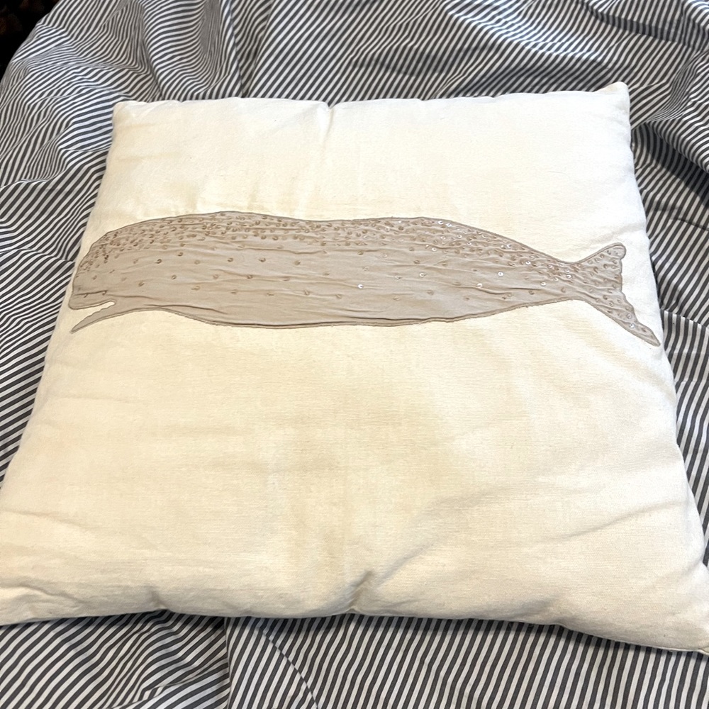 Whale accent pillow with insert